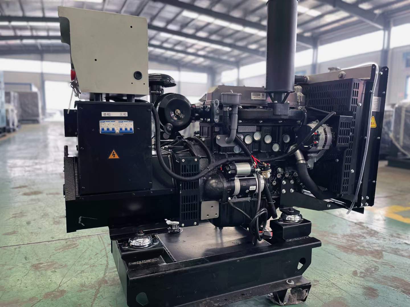 大荔如何降低电感性负载对发电机的影响？