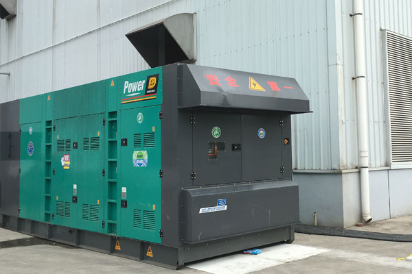 大荔燃油滤清器的更换流程是怎样的？