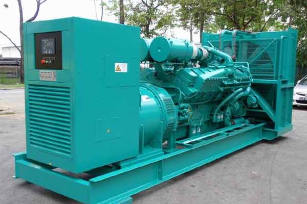 大荔柴油发电机组电压不稳定怎样维修？