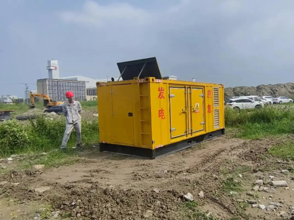 大荔冬季低温环境下，发电机组启动电瓶的容量需求是否会增加？