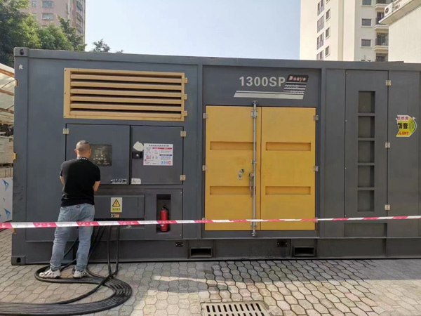 大荔500KW发电机组冬季应该配多大的启动电瓶？