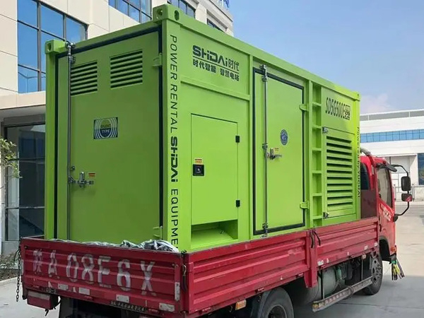 大荔更换水冷式机油散热器的密封件时，如何选择合适的密封胶？