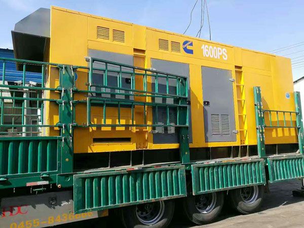 大荔测量水冷式机油散热器密封件尺寸时的注意事项有哪些？